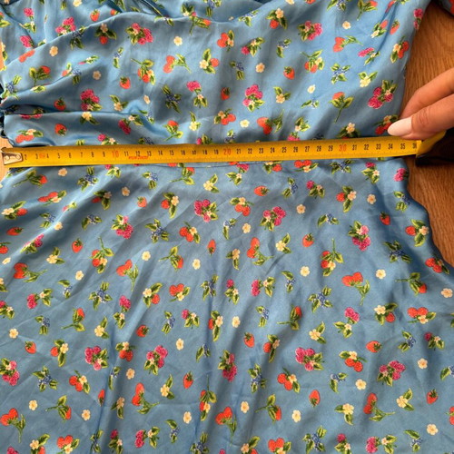 Zara dress size medium like new, blue floral