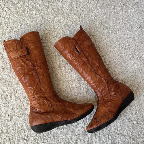 Flat tall brown boots new, genuine leather