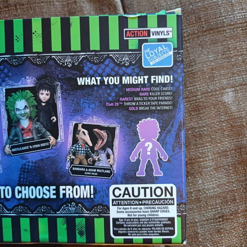 Beetlejuice and Lydia collectible figures new from America
