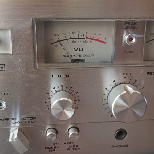 Akai GXC-725D vintage cassette deck with wood cabinet