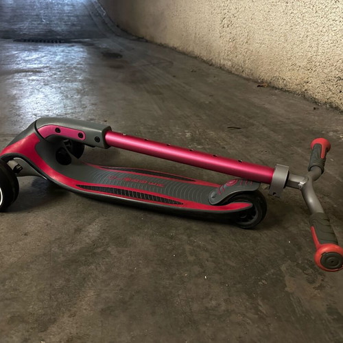 Globber Kids Folding Ultimum Three-Wheel Scooter used Pink