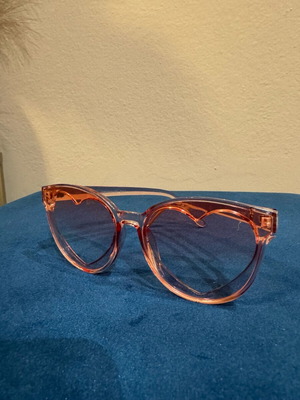 Pink sunglasses new