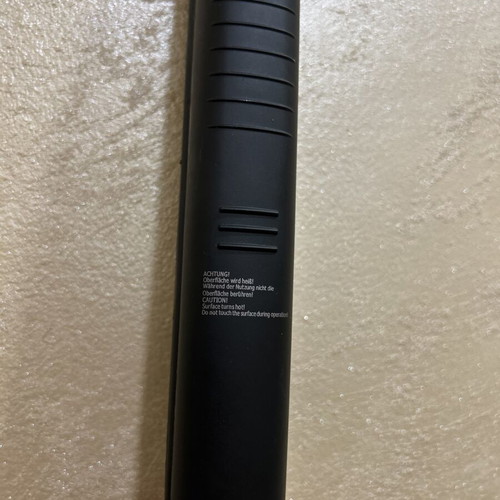 Iden Welt hair straightener with ceramic plates
