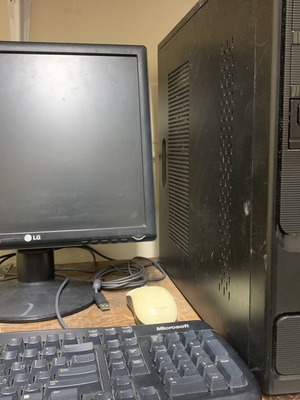 Desktop computer set Intel i3-4130, 4GB RAM, 240GB SSD, 500GB HDD, LG 17-inch monitor