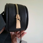 Τσάντα μέσης Stradivarius μαύρη καινούργια, πολυτελής