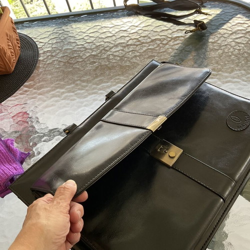 Bartuggi leather men's bag like new, 30x40 cm, black