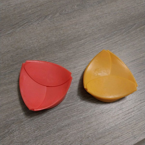 Popcorn silicone collapsible devices 2 pcs like new