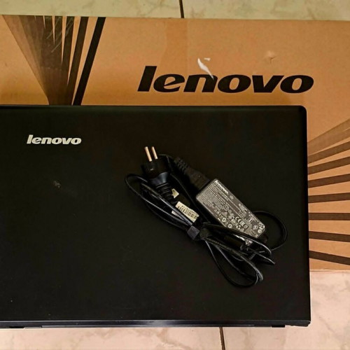 Laptop Ideapad 300-17ISK used, Intel Core i3, 8GB RAM, 300GB HDD, 17 inch
