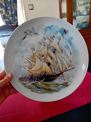 Porcelain decorative plate IONIA like new