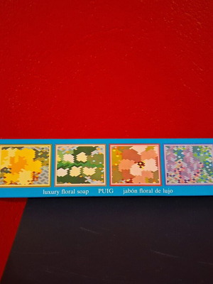 Vintage Antonio Puig SA Luxury Floral Soaps σετ 6, σαν καινούργιο
