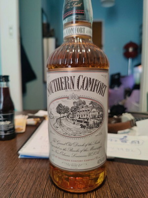 Southern Comfort whiskey/liqueur from the 90s in excellent condition