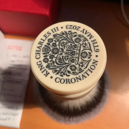Simpson Chubby 3 Synthetic Brush LE King Charles III used