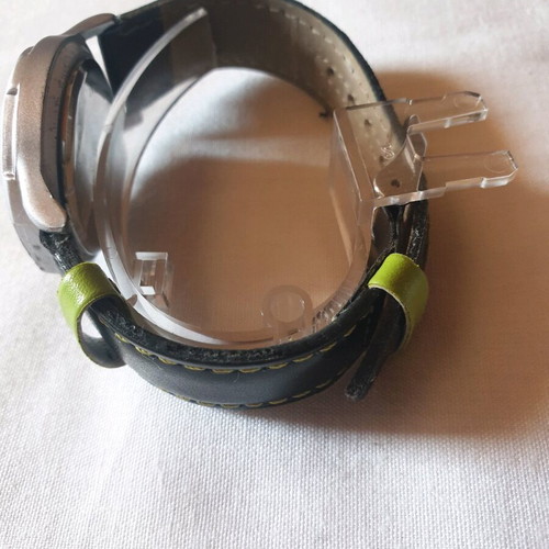 Certus junior children's watch used with broken glass, black and green