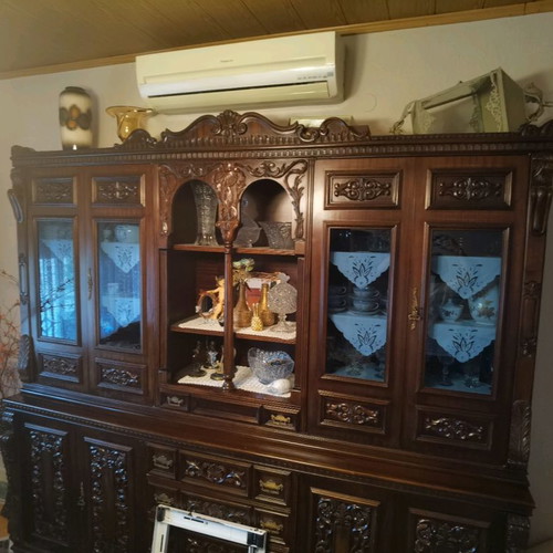 Antique sideboard used in excellent condition