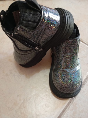 Slip On Boots for Girl Size 23 Used