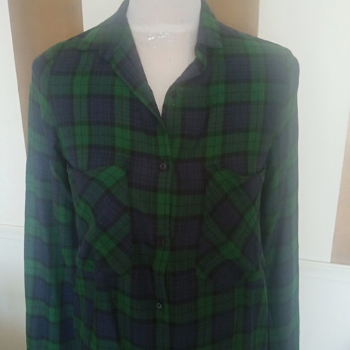 Comfort chic flannel blouse long sleeve green blue Zara like new