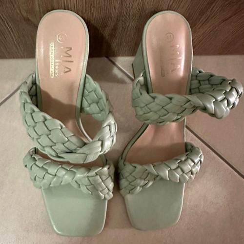 Muels women's shoes size 41 like new