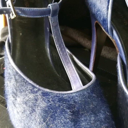 Prince Oliver leather sandals used blue with pony skin texture size 38