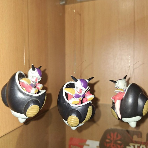 Frieza's 1st Form Figures used, set of 2 by Hachette