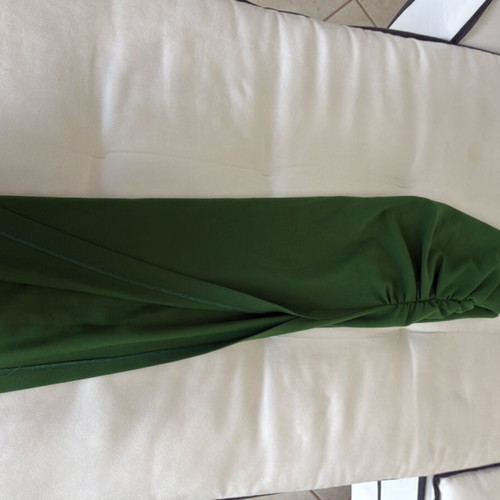 Zara green high-waisted skirt with front slit, like new