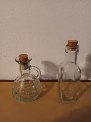 Μπουκάλια για λάδι μεταχειρισμένα σε καλή κατάσταση