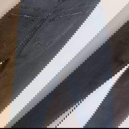 Bershka Denim gray jeans like new with decorative designs