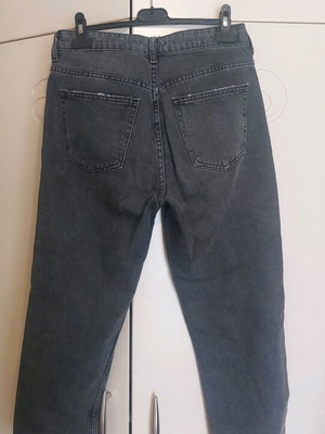 Bershka Denim gray jeans like new with decorative designs