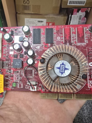 MSI GeForce FX5700 128MB κάρτα γραφικών μεταχειρισμένη, ιδανική για Win 98