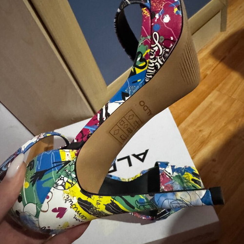 Aldo heels brand new, colorful design, size 39