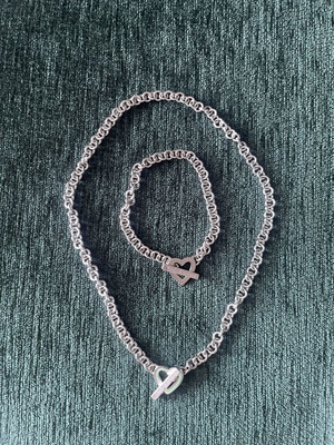 Hot Diamonds silver 925 necklace and bracelet set