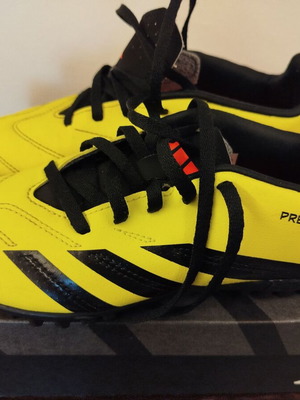 Adidas predator ποδοσφαιρικά