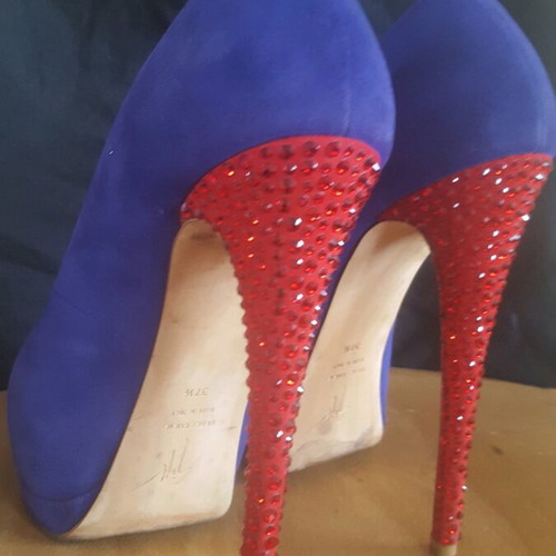 Giuseppe Zanotti heels size 37.5 like new, blue