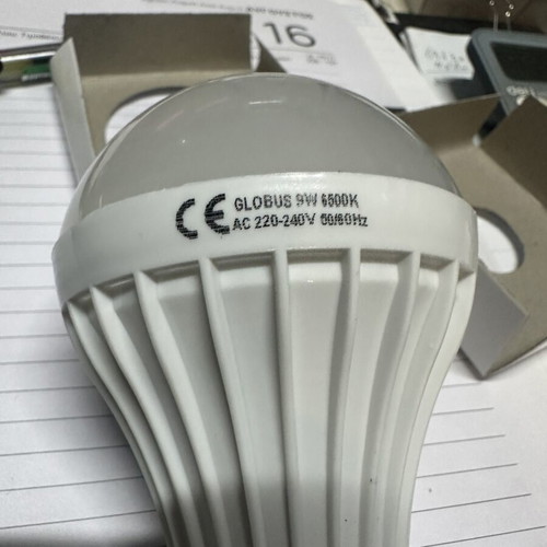 Globus LED 9W E27 light bulb