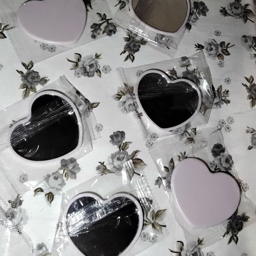 Heart-shaped mirror set of 6 new
