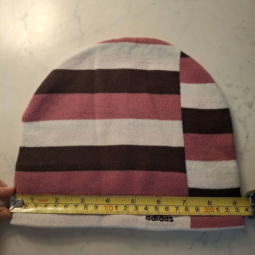 Adidas beanie like new, white and pink