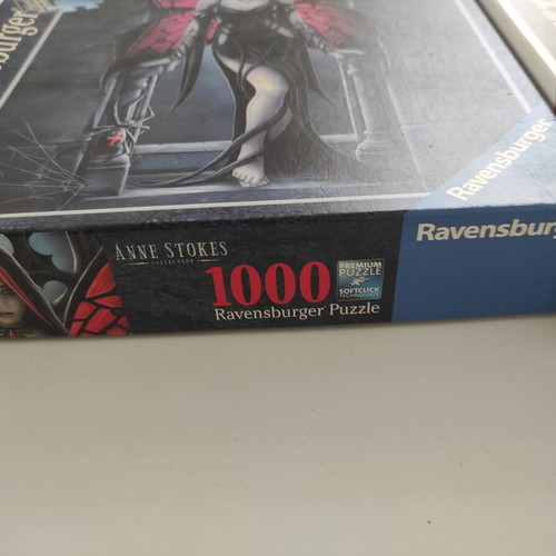 Trefl puzzle set of 3, 1000 pieces, like new