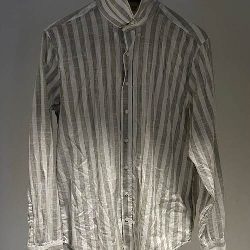 South Blue Medium shirt like new, white/khaki