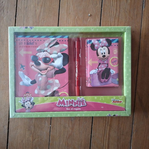 Minnie children's diary set new with pen and agenda