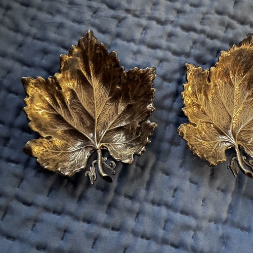 Vintage 925 silver decorative grape leaf plates, embossed, 18g each