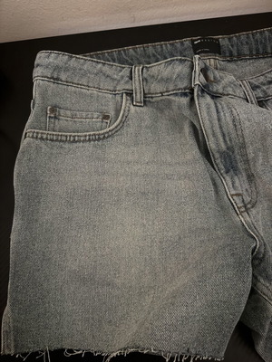 Jean shorts ASOS W46 brand new