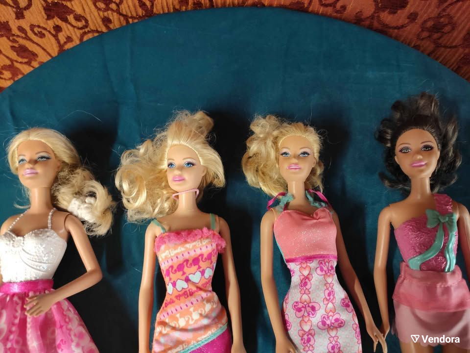 Όλες μαζί 4 Κούκλες Barbie