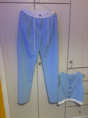 Women's set used, pants with elastic and drawstring, size small medium