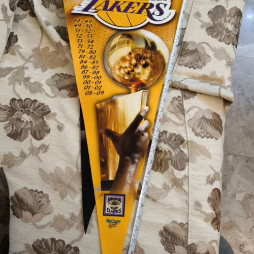 Los Angeles Lakers 15-Time Champions XXXL Pennant new, authentic