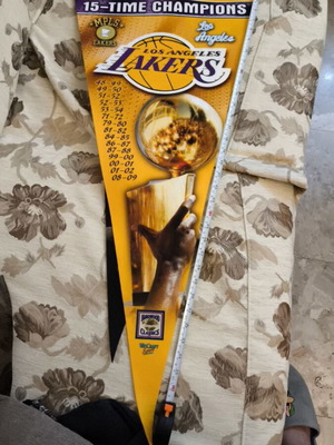 Los Angeles Lakers 15-Time Champions XXXL Pennant new, authentic