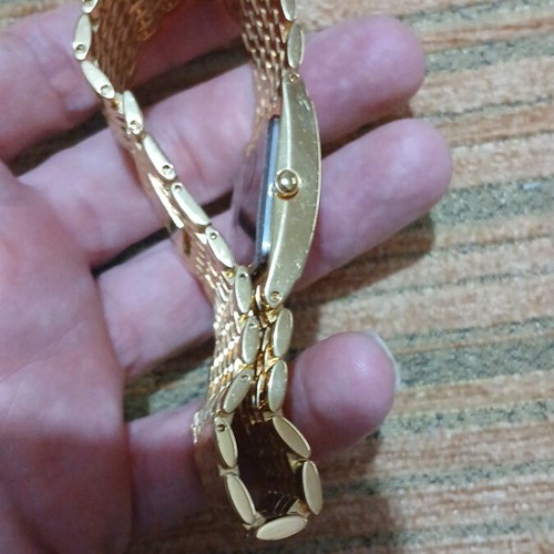 Freelook HA1044G/9 women's watch used, gold color
