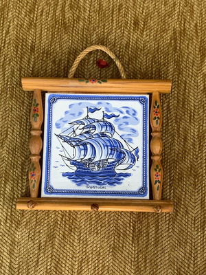 Decorative tile from Portugal like new, azulejos