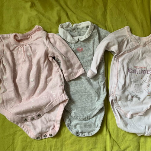 Long-sleeve bodysuits for girls 0-3 months, pack of 3, like new, petit bateau, mothercare, obaibi