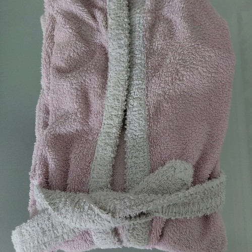 Children's bathrobe used, pink with white details