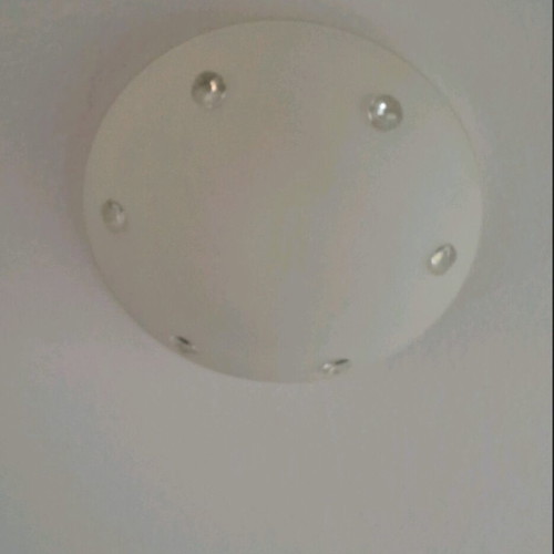 Set of 4 ceiling lights like new with bulbs
