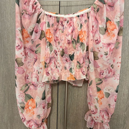Crop top women's pink with flowers like new